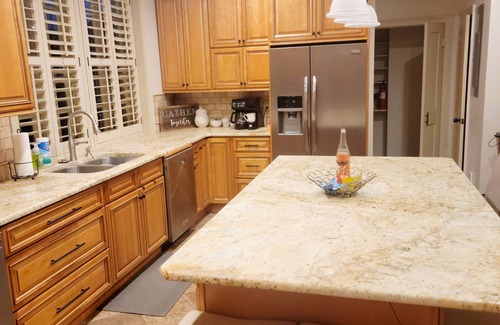 New Iberia House | Well-equipped 3BR/3BA with large common space in the heart of Historic Downtown