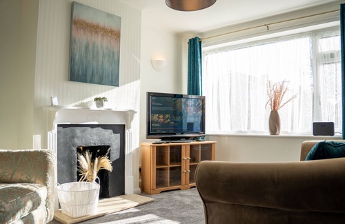 Wolverton House | Well-furnished 3-Bedroom house