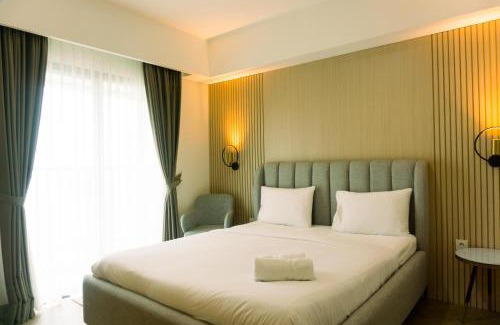 Pondok Aren Apartment | Well Furnished and Elegant 1BR at Bintaro Embarcadero Apartment By Travelio