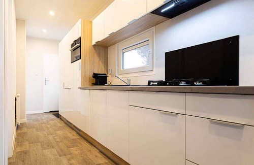 Lageweg Ski Chalet | Well-kept chalet with dishwasher