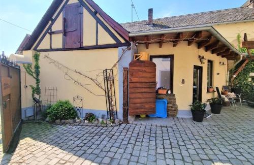 Gappenach House | Wellness-Ferienhaus Maifelder Uhlenhorst