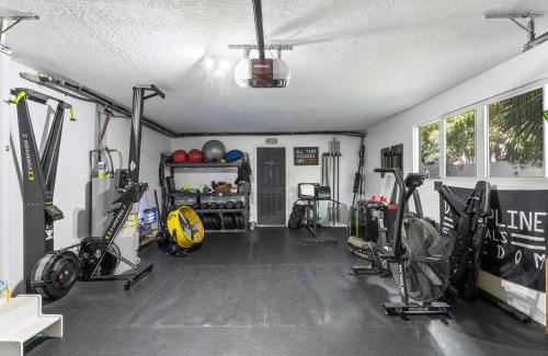 Lighthouse Point House | Wellness Retreat w Pool-Gym-Family Fun