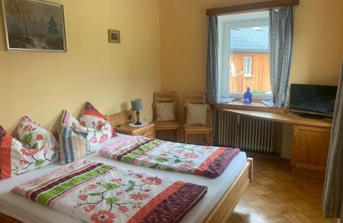 Admont Bed & Breakfast | Wengerwirt zur Laube