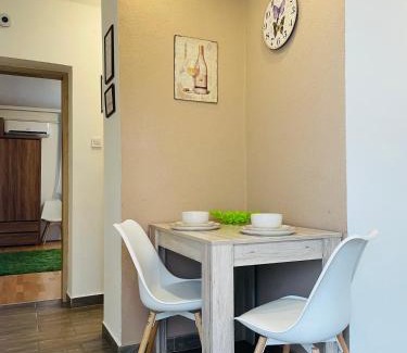 Kiskunhalas Apartment | Weninger Studio Apartman