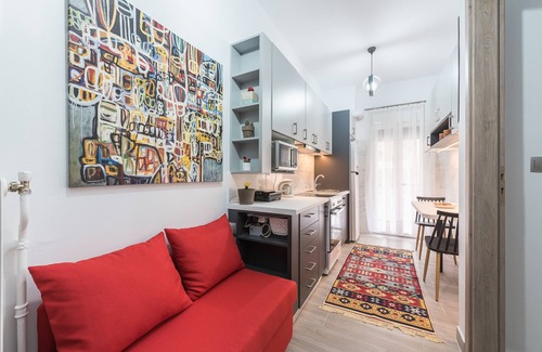 Petroupoli Apartment | WEST ATHENS STUDIO