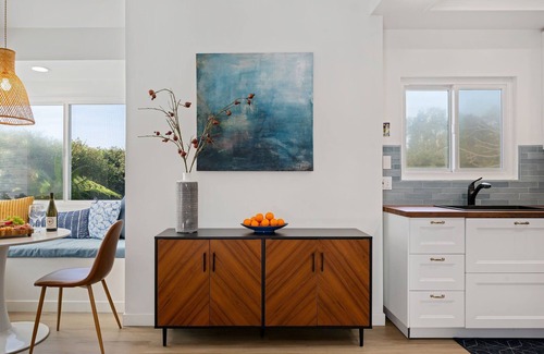West Beach House | West Beach Hideaway - Renovated Townhome