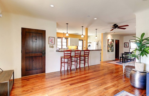 West Beach Villa | West Beach Villa 5 - Spanish style in heart of everything, beach, harbor, Funk Zone