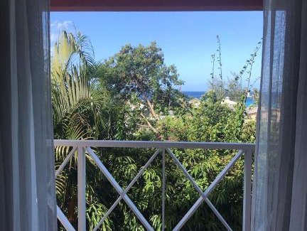 Fitts Village House | West coast Villa