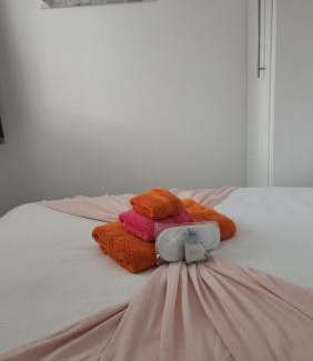 Thurlow Park House | West Dulwich Home 28 Mins to London Victoria