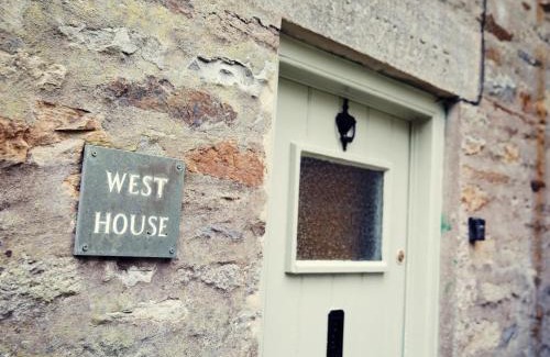 Barnard Castle House | West House