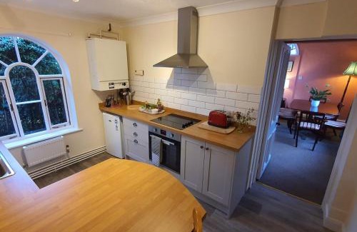 Wymondham House | West Lodge