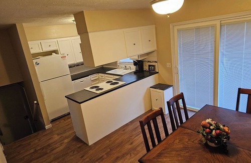 Millard House | West Omaha home. clean, nice & safe ! Near a park