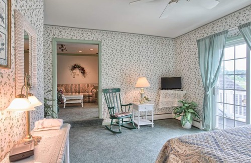 Elizabethtown Bed & Breakfast | West Ridge Bed and Breakfast
