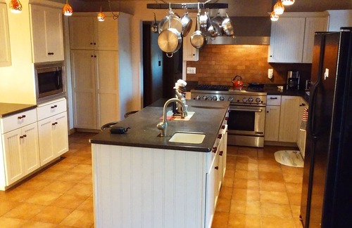 Isle La Motte House | West Shore Lake Champlain Sunsets and Mountain Views