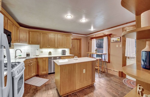 West Valley Other | West Valley Dream! Pet Friendly Farmhouse located 12 minutes from Ellicottville