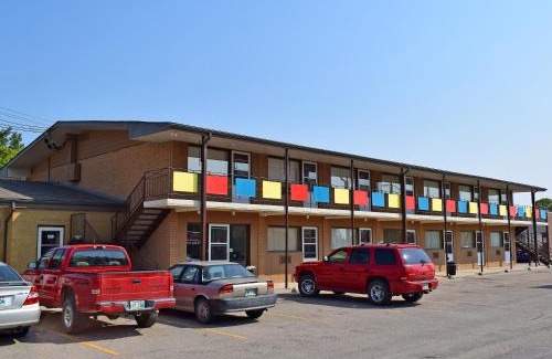 Portage La Prairie Hotel | Westgate Inn