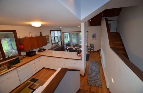 Adamsville House | Westport MA BOOK NOW for 2026! 4 bdrm close to Bristol RI,Newport RI, Boston MA