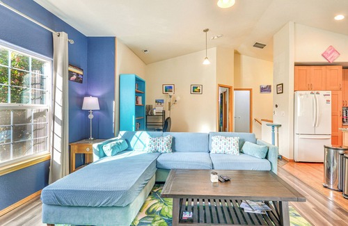 Parkrose House | WFH-Friendly Hub w/Fenced Patio in Portland!