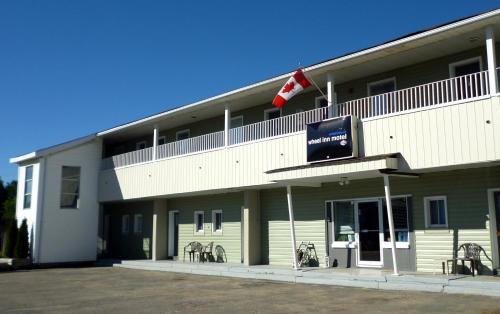 Timiskaming District Hotel | Wheel Inn Motel