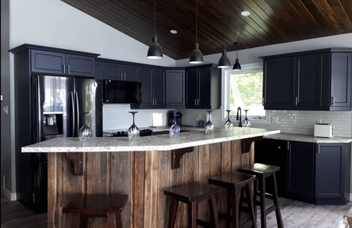 Machar Cottage | Where Friends and Family make Memories.