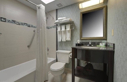 Plainview House | Whether working or relaxing, our room is the perfect place to revive and stay!