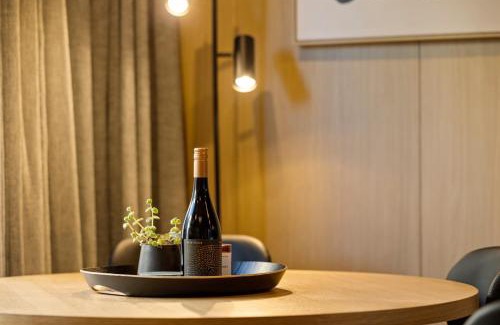 Frankton House | Whetu Luxury Villa Queenstown