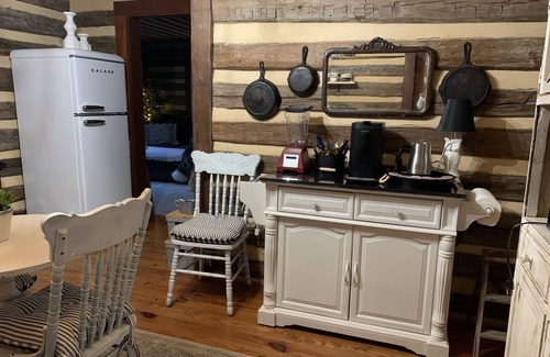 Stokes Cabin | Whimsical 1800’s cabin near dan river, belews lake, golfing, hanging rock hiking