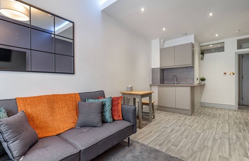 Worcester Apartment | WhiskAwayStays - Foregate Street - Apartment 2