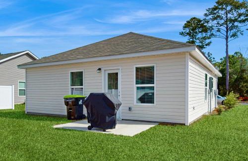 Ocean Isle Beach House | Whispering Breeze