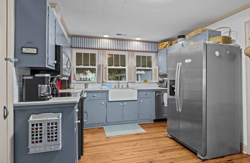 Harkers Island House | Whispering Oaks- Sound Front, Pet Friendly