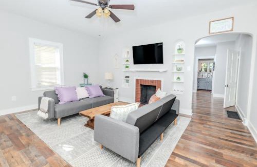 Indiana Apartment | Whispering WillowBNB