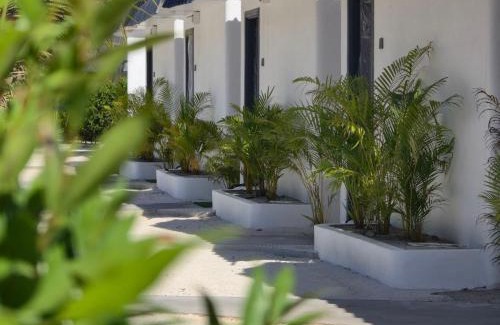 Koh Rong Resort | White Beach Resort Longset