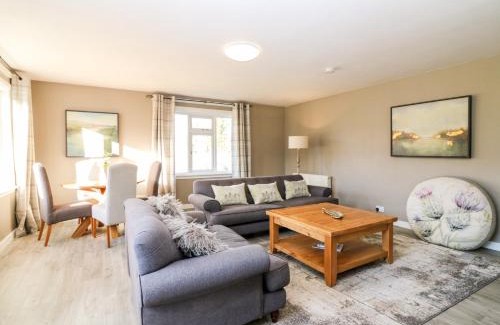 Kirriemuir House | White Hillocks Cottage