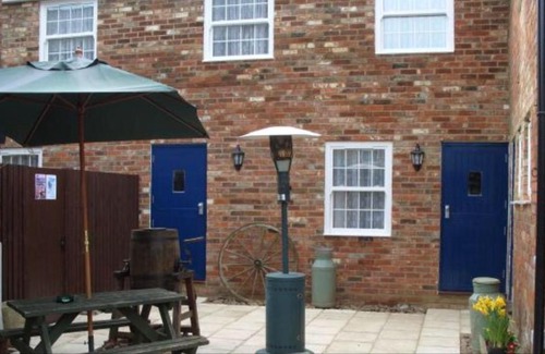 Linslade Hotel | White horse Pub