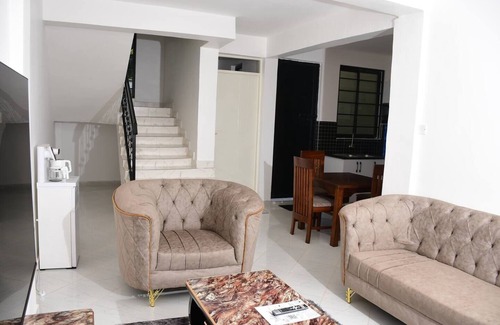 Rongo House | White House Loft unit 1