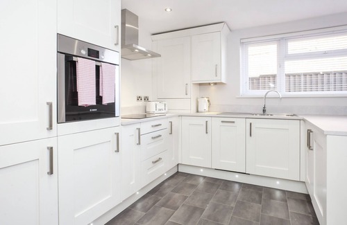 Huntington Apartment | White House Luxury Apartments- Apartment A