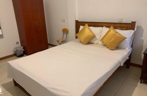 Narangodapaluwa House | White House - Orange Hill Avenue