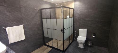 Ozbek Koyu Hotel | White Moon