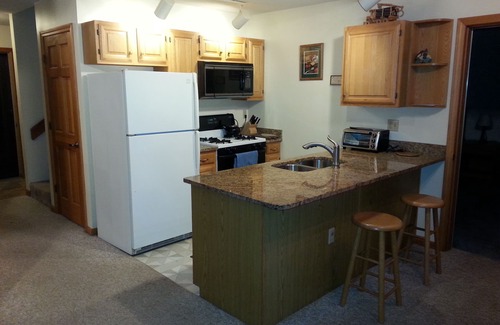 Woodstock Condo | White Mountains, Nh 3 Bedroom Vacation House Near Loon Mountain
