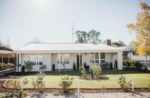 Clare House | White on Wright Clare