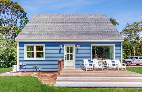 Lagoon Heights House | White Pearl