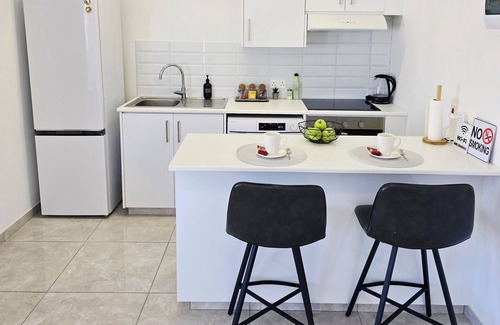 Agios Tychon Apartment | White Sea View Limassol - Your apartment near the Limassol's beach