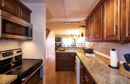 Port Hueneme Condo | White water views Beach Front Condo - Steps to the beach - Monthly rate Discount