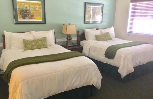 Huntington Station Cabin | Whitman Motor Lodge
