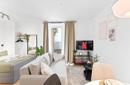 Neckarsulm Apartment | WHONAP - PINK LION I Parkplatz I Zentral I Terrasse I Küche I Business
