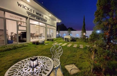 Photharam Hotel | WICKET WHITE VILLA