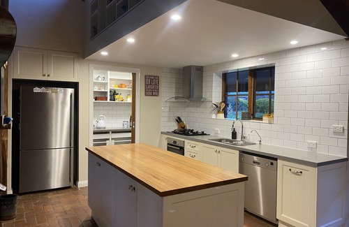 Axe Creek House | Wicklow House Country retreat - Relax and unwind