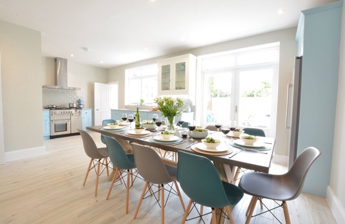 Aldeburgh Cottage | WIDE SKIES, ALDEBURGH, pet friendly, with a garden in Aldeburgh