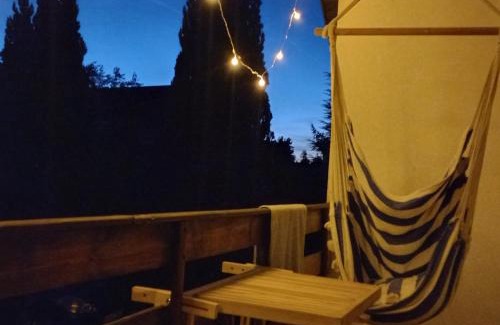 Podjazy House | Widny Jaś zaprasza z psem nad jezioro na Kaszubach
