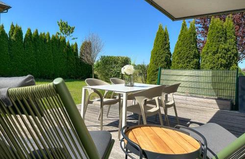 Seekirchen am Wallersee Apartment | "Wiesenblick" - Premium Apartments Seekirchen, mit Garten